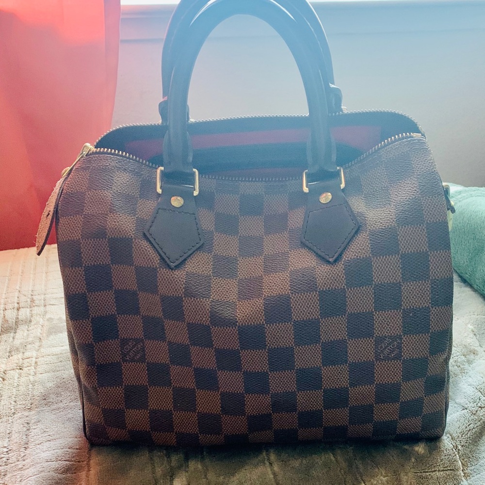 Authentic LV speedy 25 (trade)